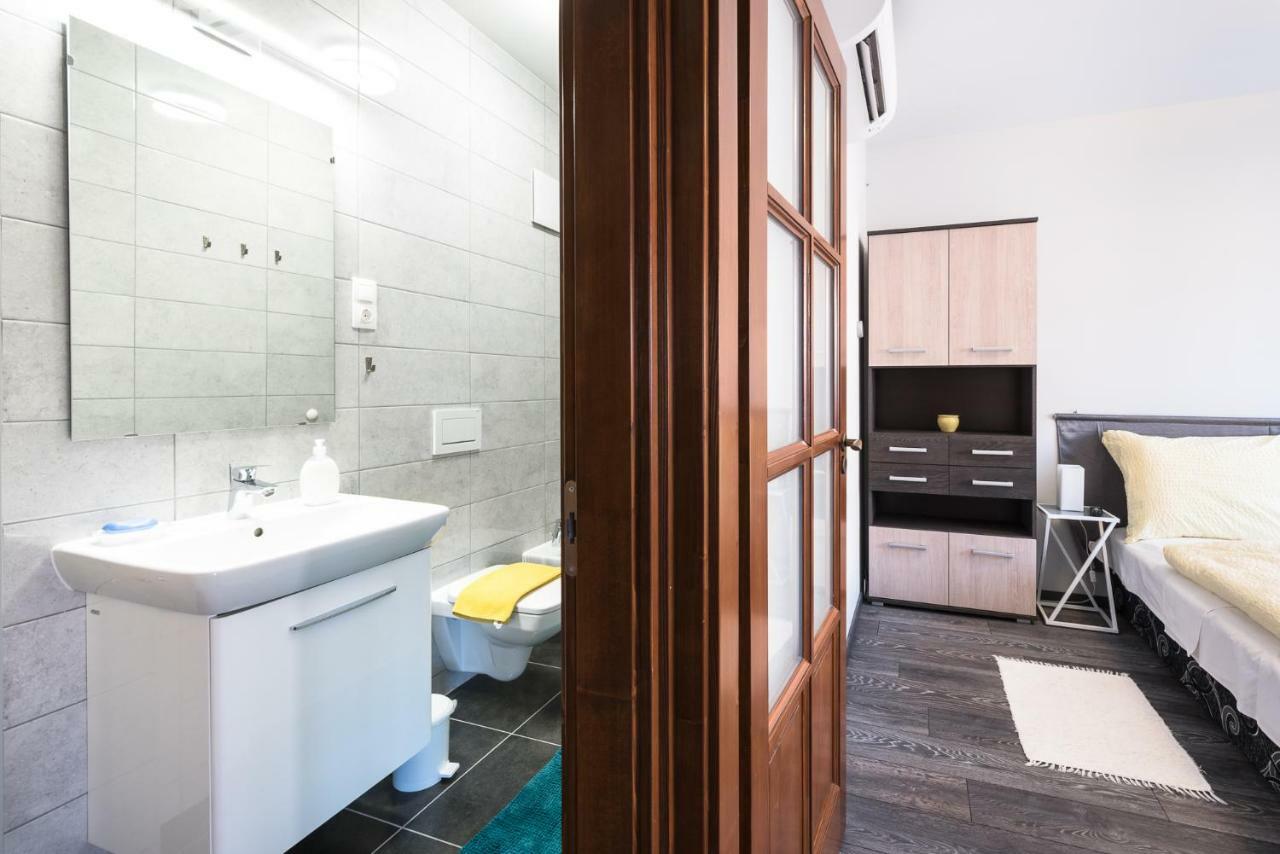Alma Apartman Apartment Salgótarján Екстериор снимка